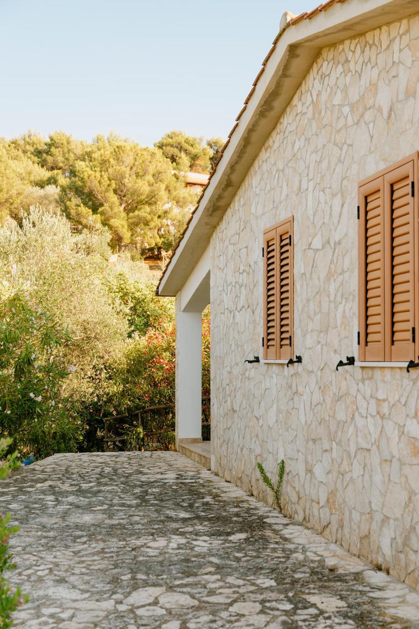 Residence Gli Stingi Vieste Buitenkant foto